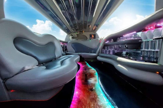 Lincoln Towncar buchen in wien Stretchlimo