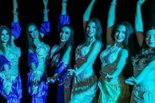 orientalischer tanz bellydancer luxurious gruppe buchen in wien 
